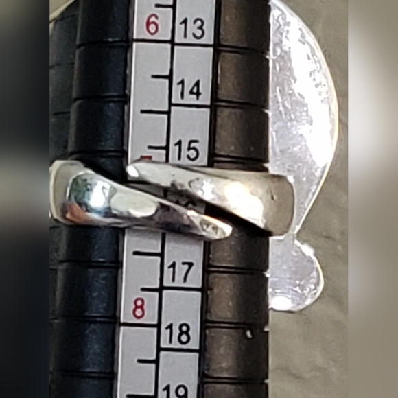 Concho Shell Adjustable Statement Ring - Picture 3 of 3